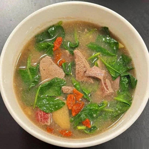 园十州 秋冬不养肝50满脸斑，女人常吃8样食物养颜又护肝